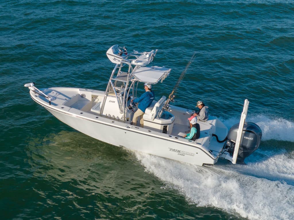 Pathfinder 2400 Open offshore