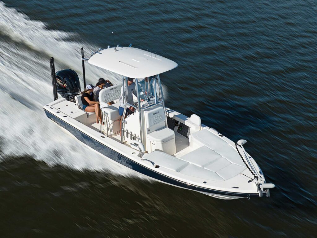 Pathfinder 2200 TRS cruising